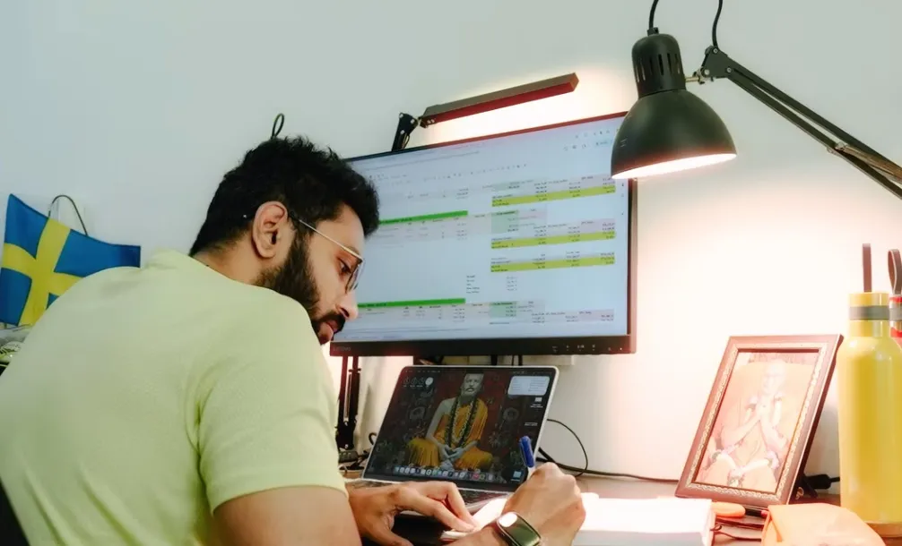 Manoj working at the CogniMuse office